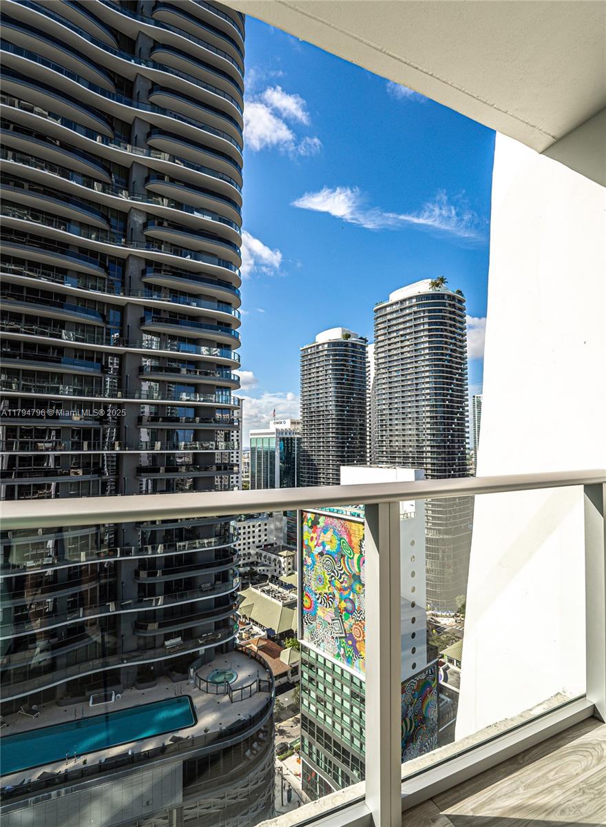 1010 BRICKELL CONDO - Residential