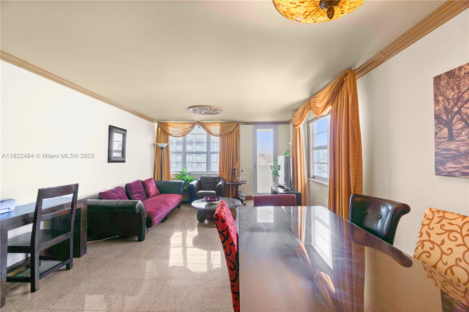 THE DECOPLAGE CONDO - Residential