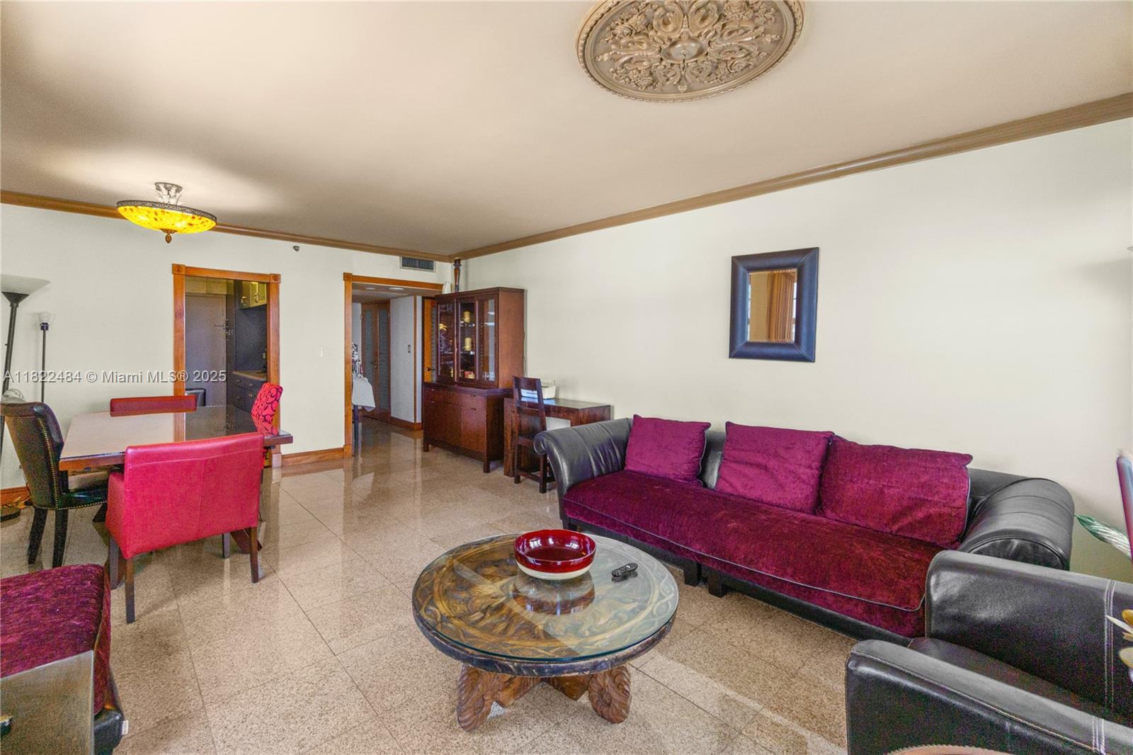 THE DECOPLAGE CONDO - Residential