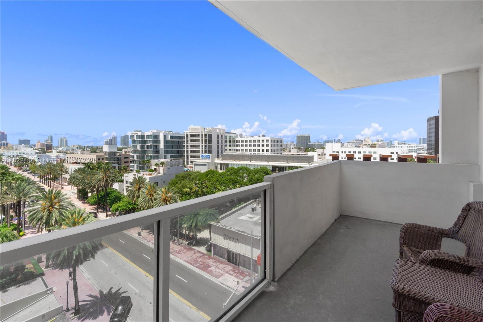 100 Lincoln Rd 811, Miami Beach, Miami-Dade County, Florida - 2 Bedrooms  
2 Bathrooms - 