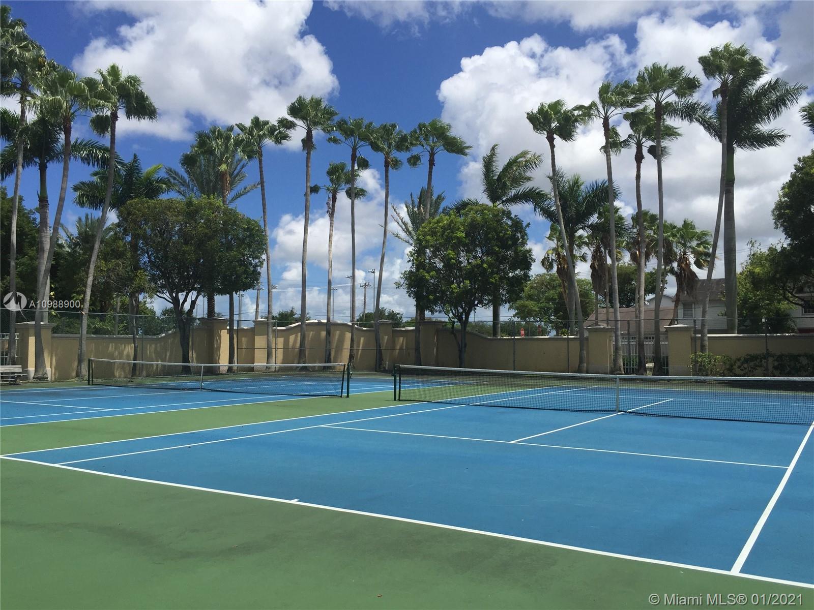 FOUR LAKES SEC 7 - Residential Lease