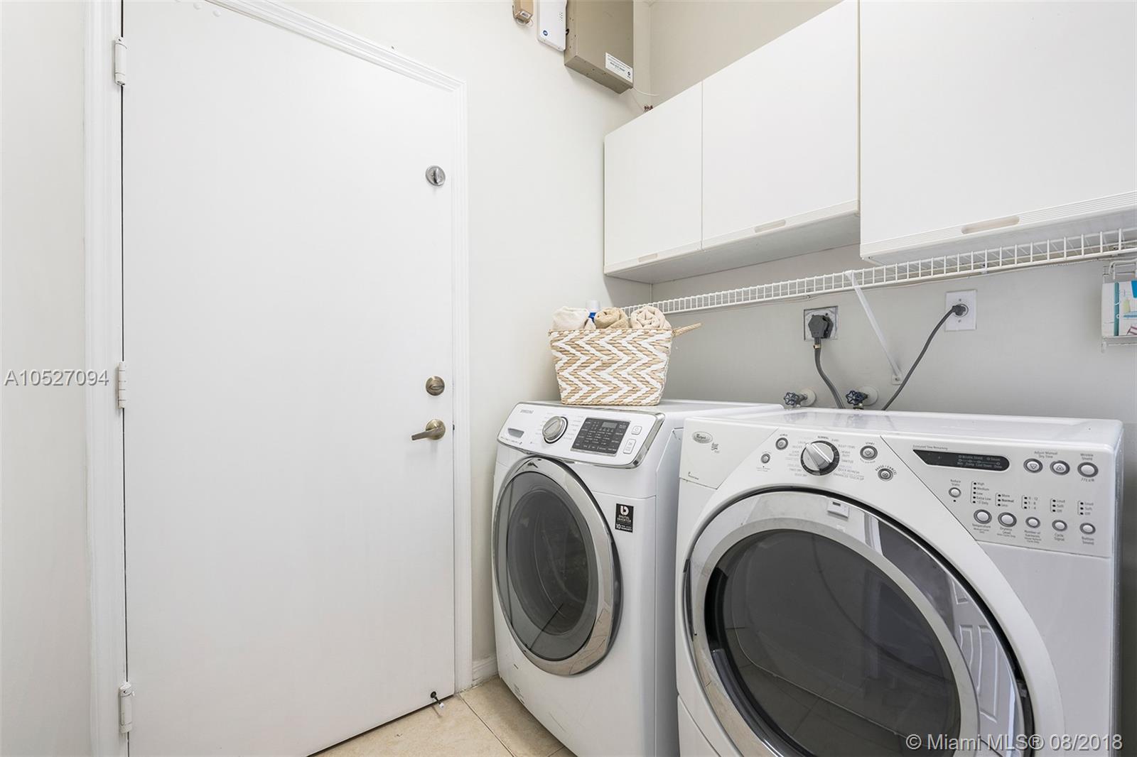 STONERIDGE LAKE ESTATES P - Residential