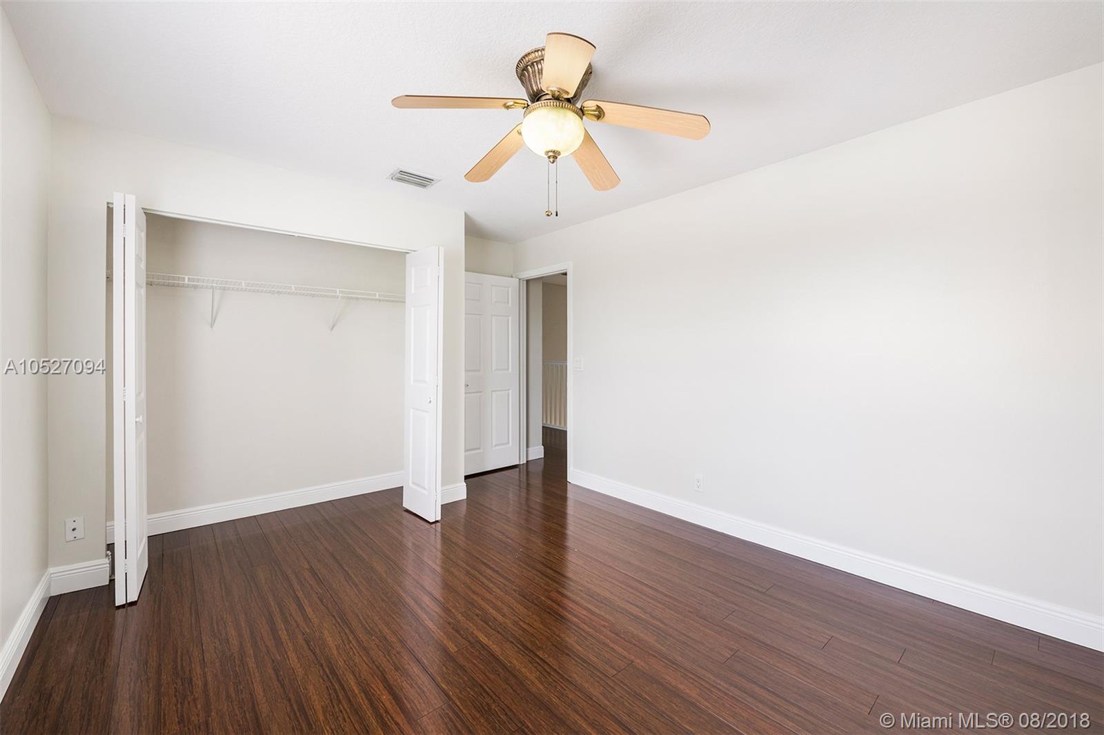 STONERIDGE LAKE ESTATES P - Residential