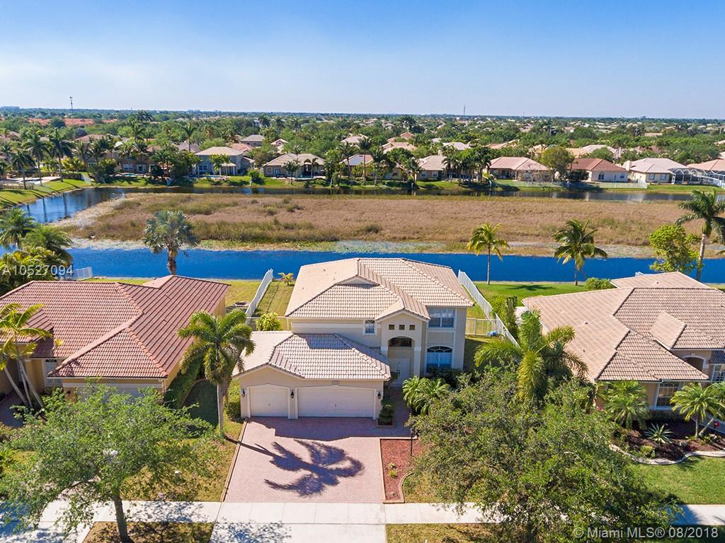 STONERIDGE LAKE ESTATES P - Residential