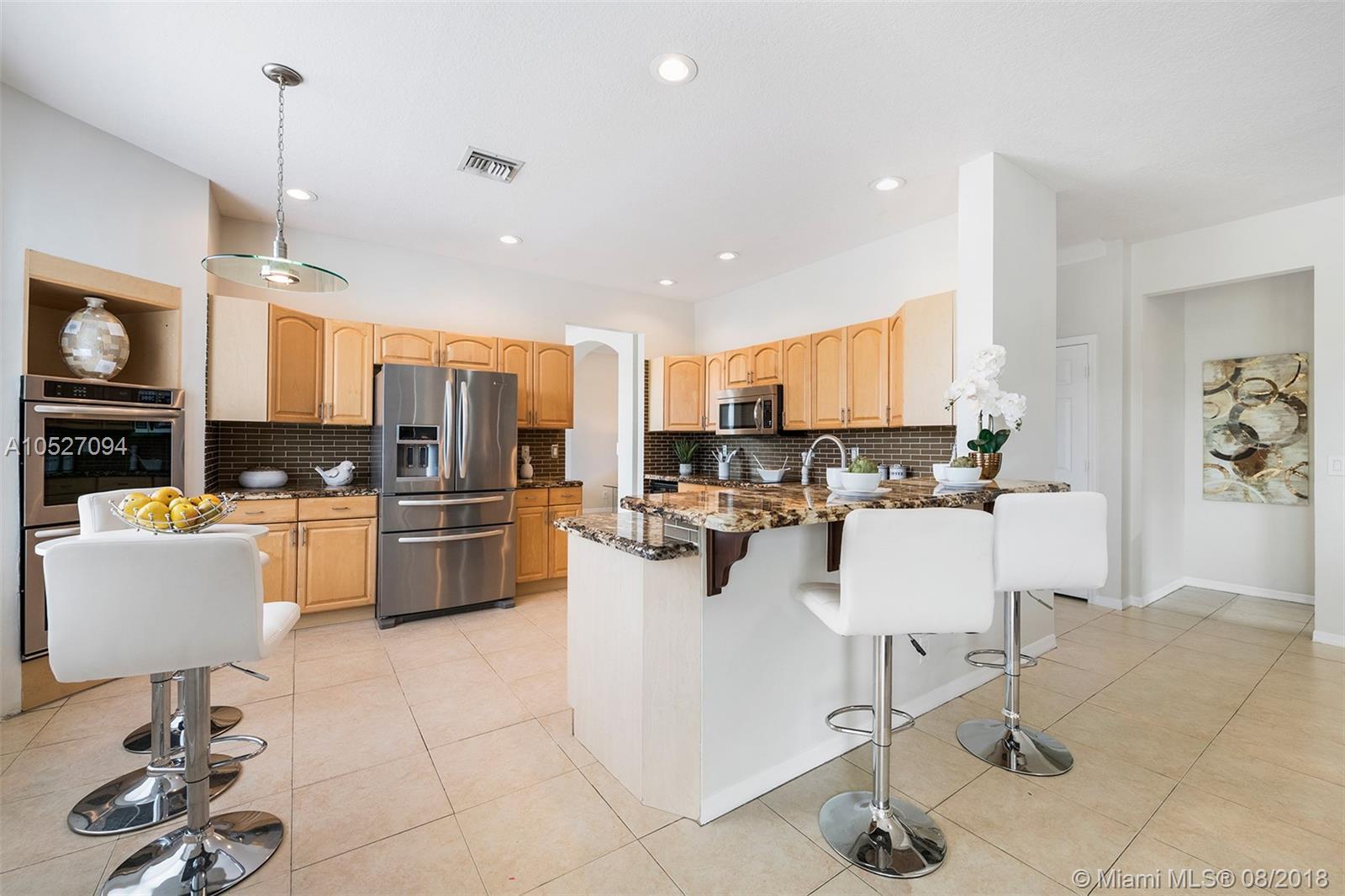 STONERIDGE LAKE ESTATES P - Residential