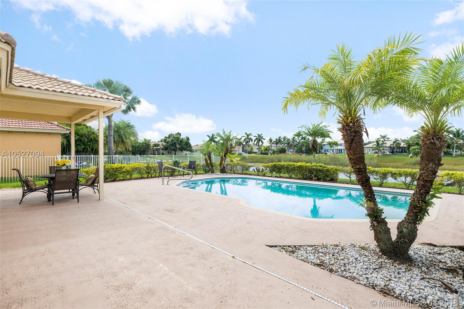 STONERIDGE LAKE ESTATES P - Residential