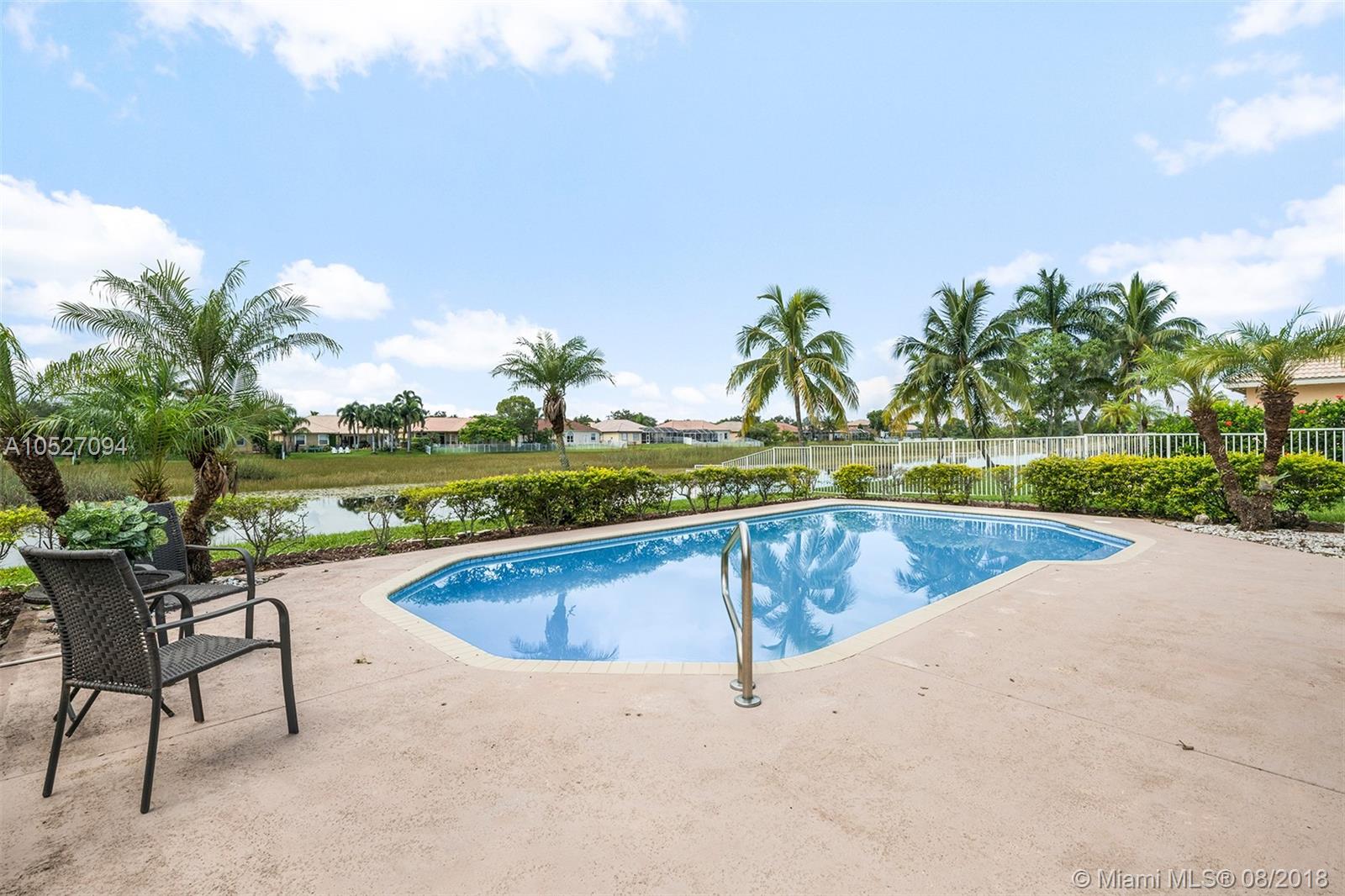 STONERIDGE LAKE ESTATES P - Residential