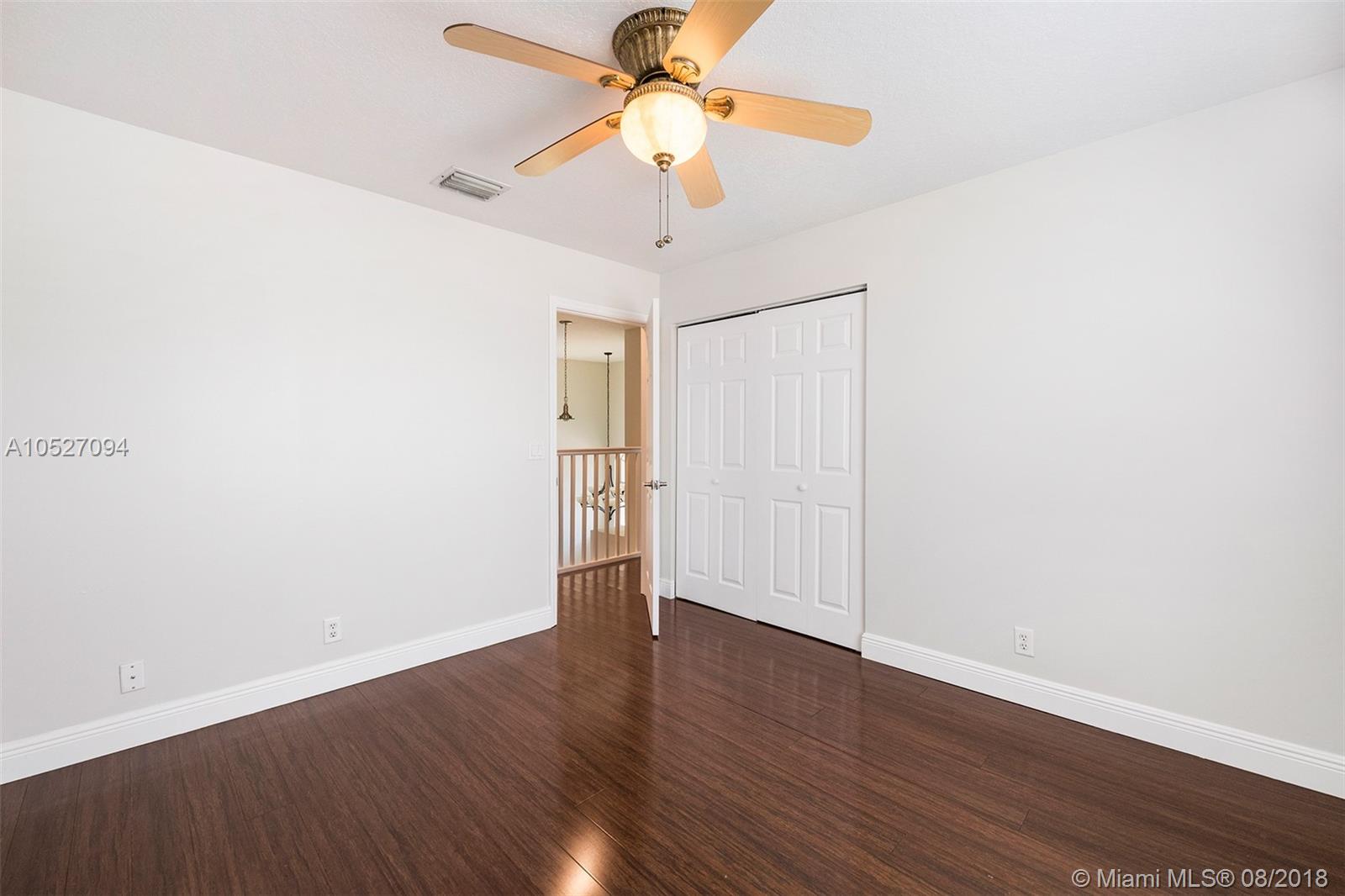 STONERIDGE LAKE ESTATES P - Residential