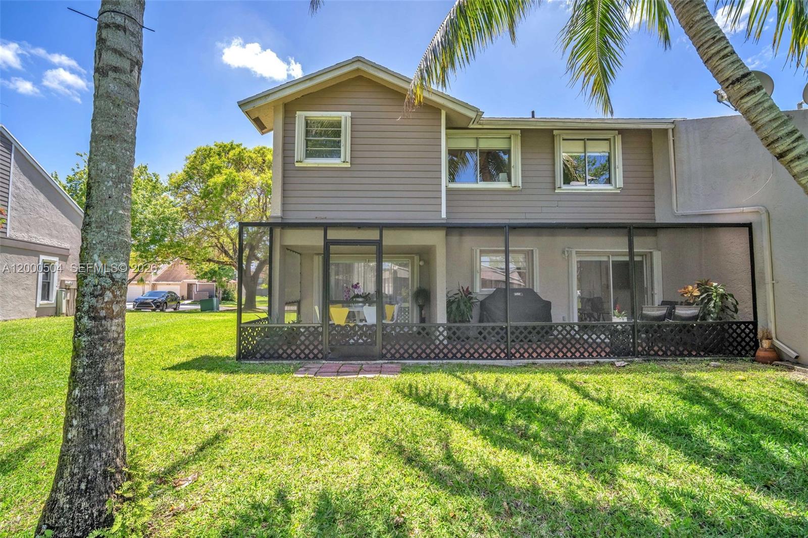 WOODGATE CONDOMINIUM 28 - Residential Lease