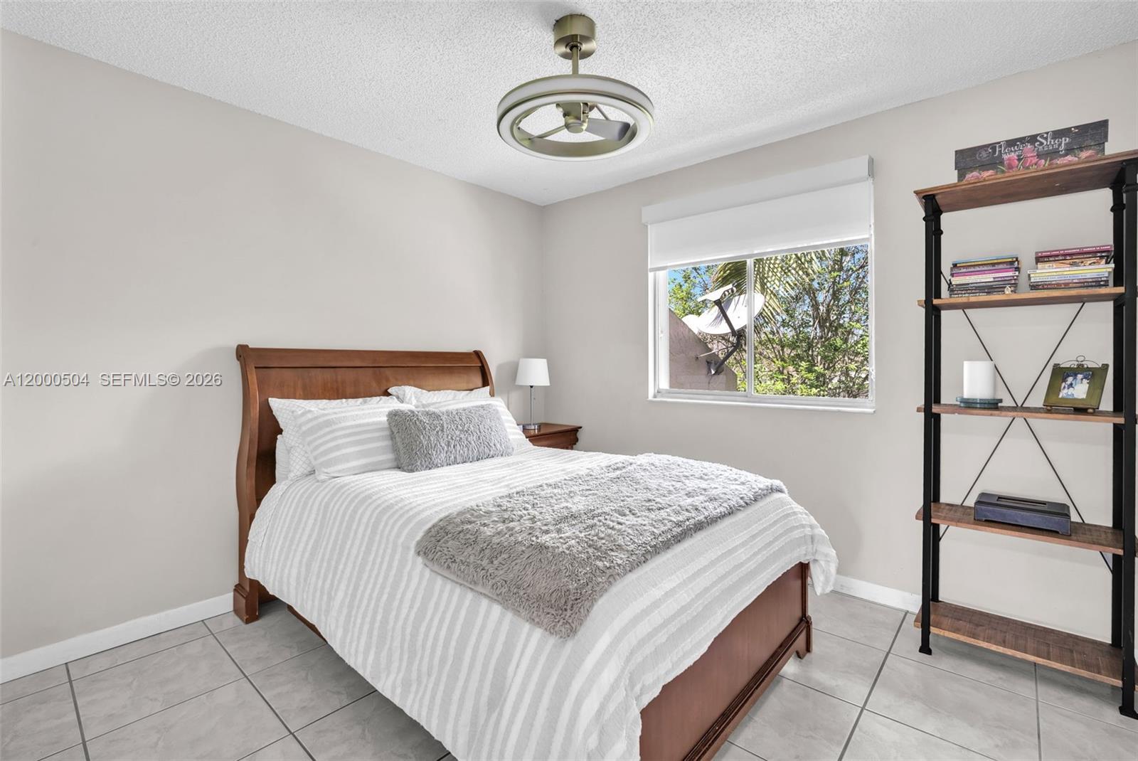 WOODGATE CONDOMINIUM 28 - Residential Lease