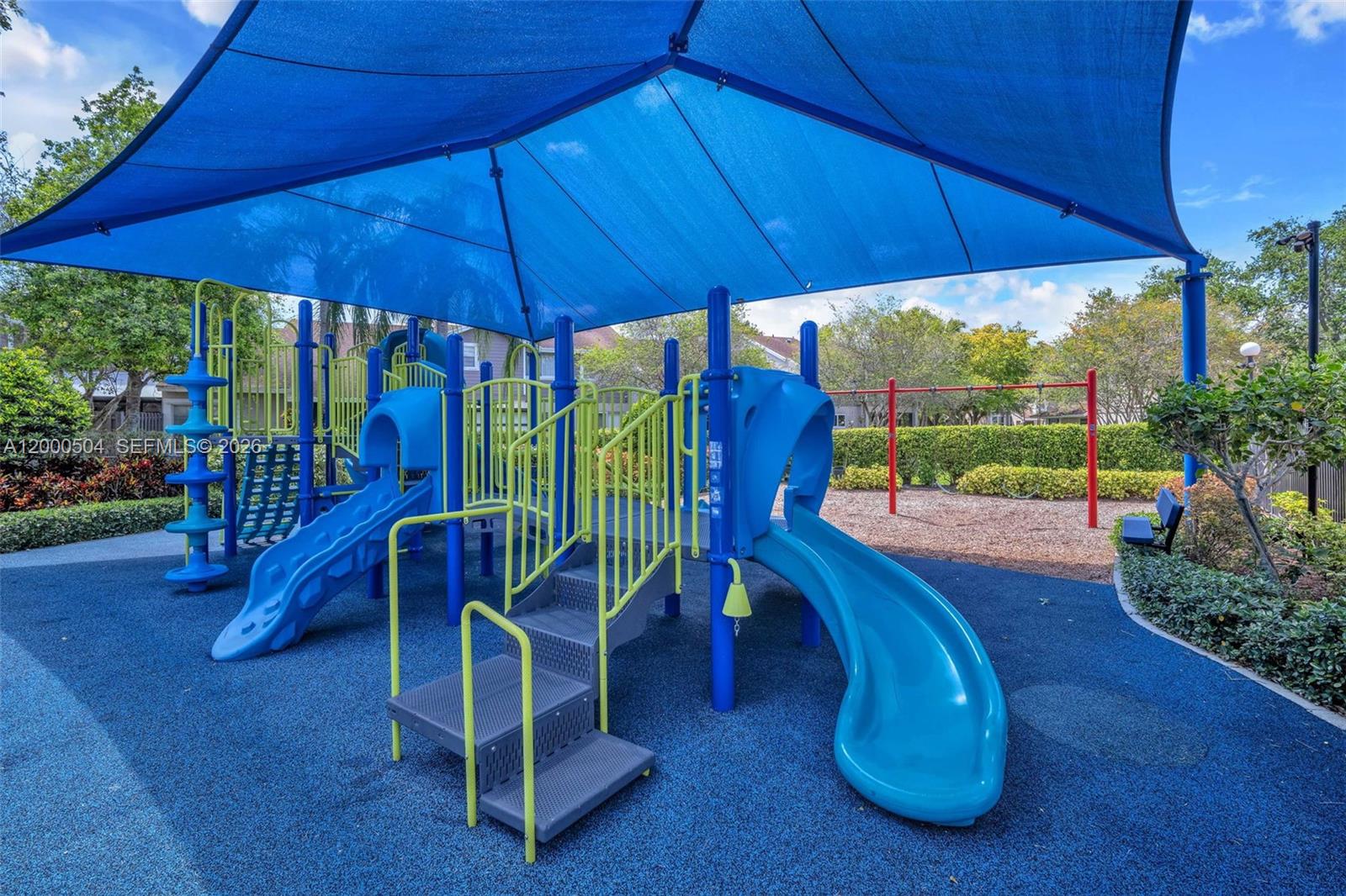 WOODGATE CONDOMINIUM 28 - Residential Lease