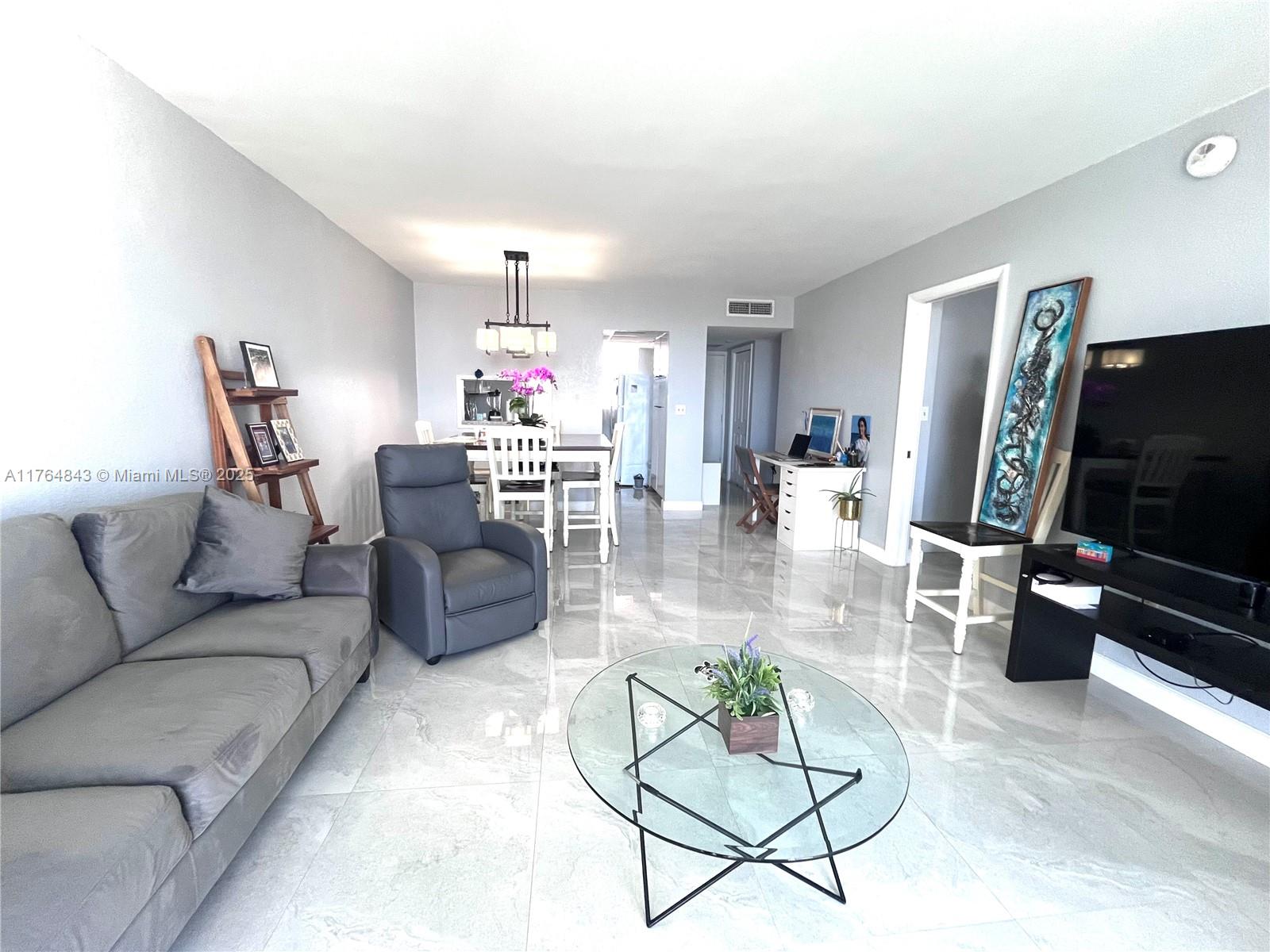 Property for Sale at 2930 Point East Dr E606, Aventura, Miami-Dade County, Florida - Bedrooms: 1 
Bathrooms: 1  - $195,000
