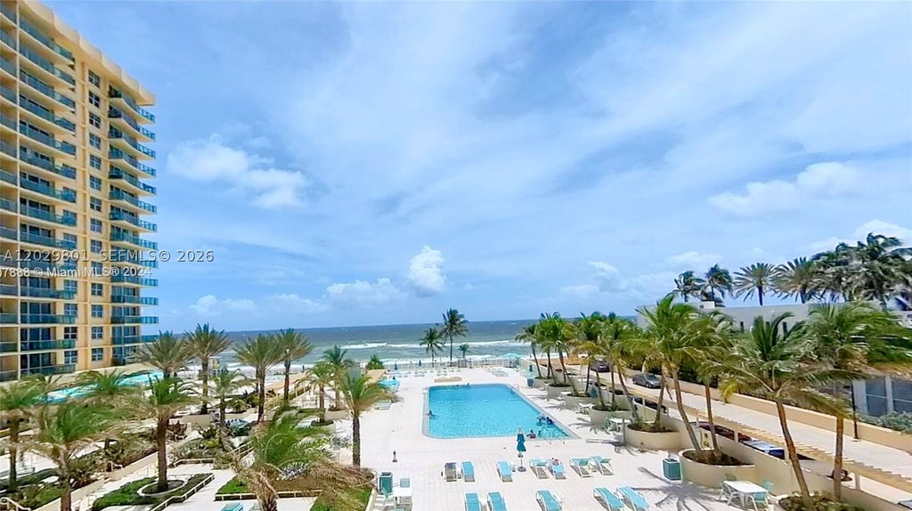 Photo of 2501 S Ocean Dr #424, Hollywood, FL 33019 (MLS # A12029801)