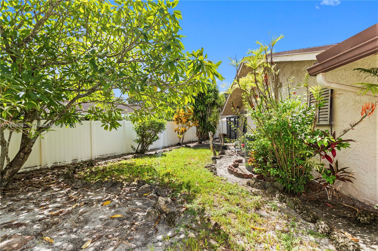 GUARDIAN ESTATES - Residential