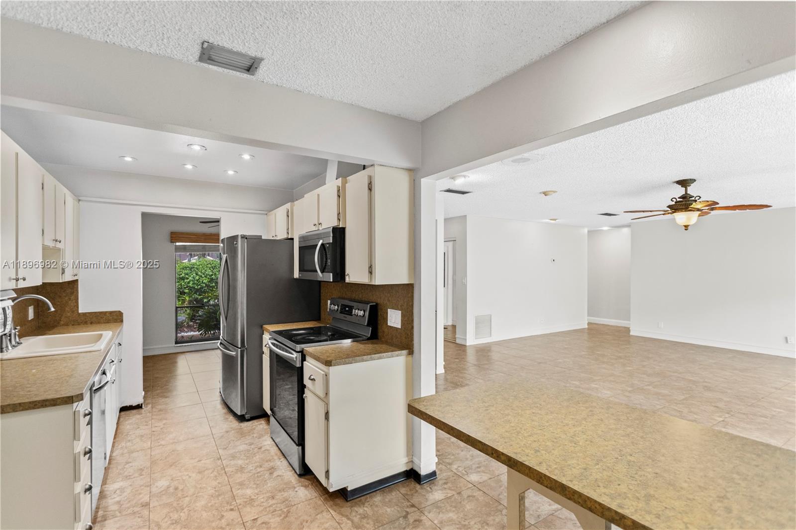 GUARDIAN ESTATES - Residential