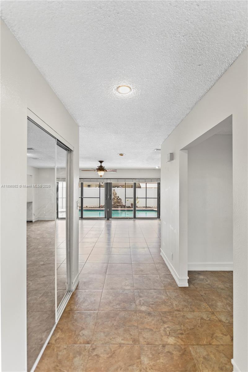 10410 SW 50th Pl