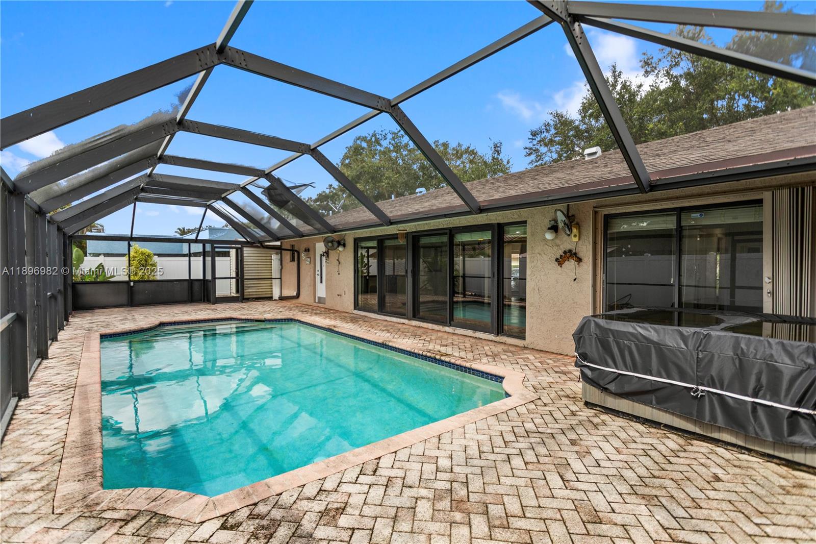 GUARDIAN ESTATES - Residential