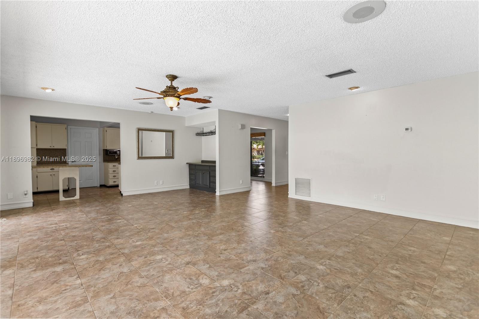 GUARDIAN ESTATES - Residential