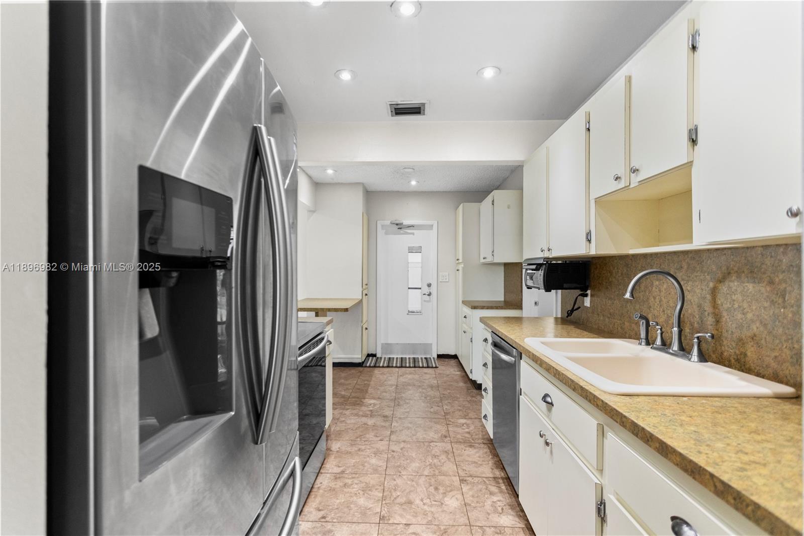 GUARDIAN ESTATES - Residential