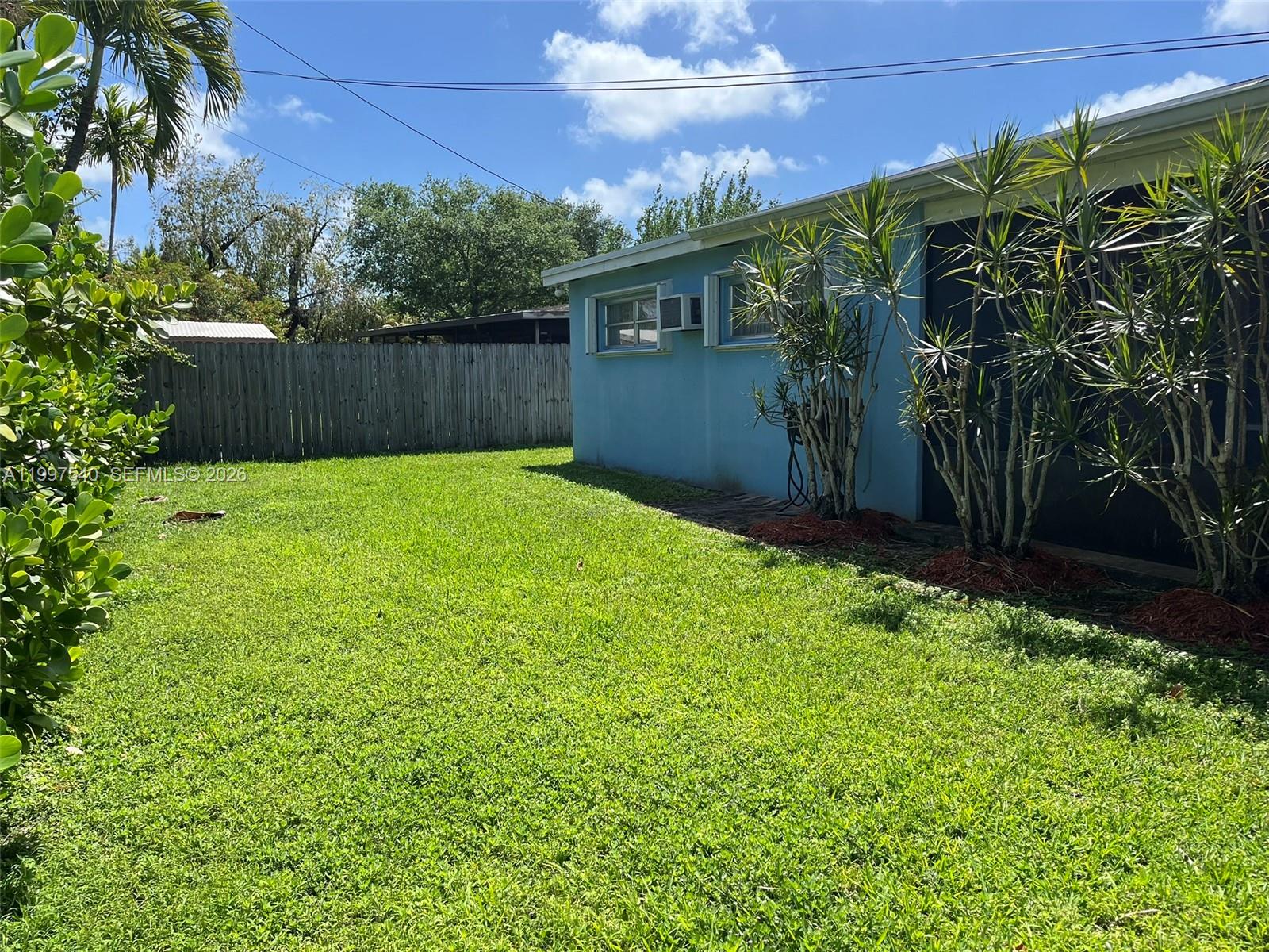 HEFTLER HOMES SUNSET PARK - Residential