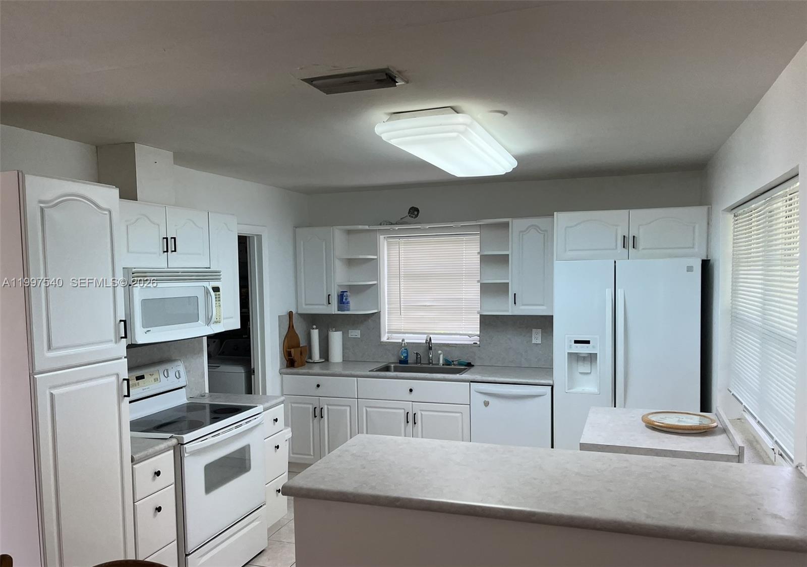 HEFTLER HOMES SUNSET PARK - Residential