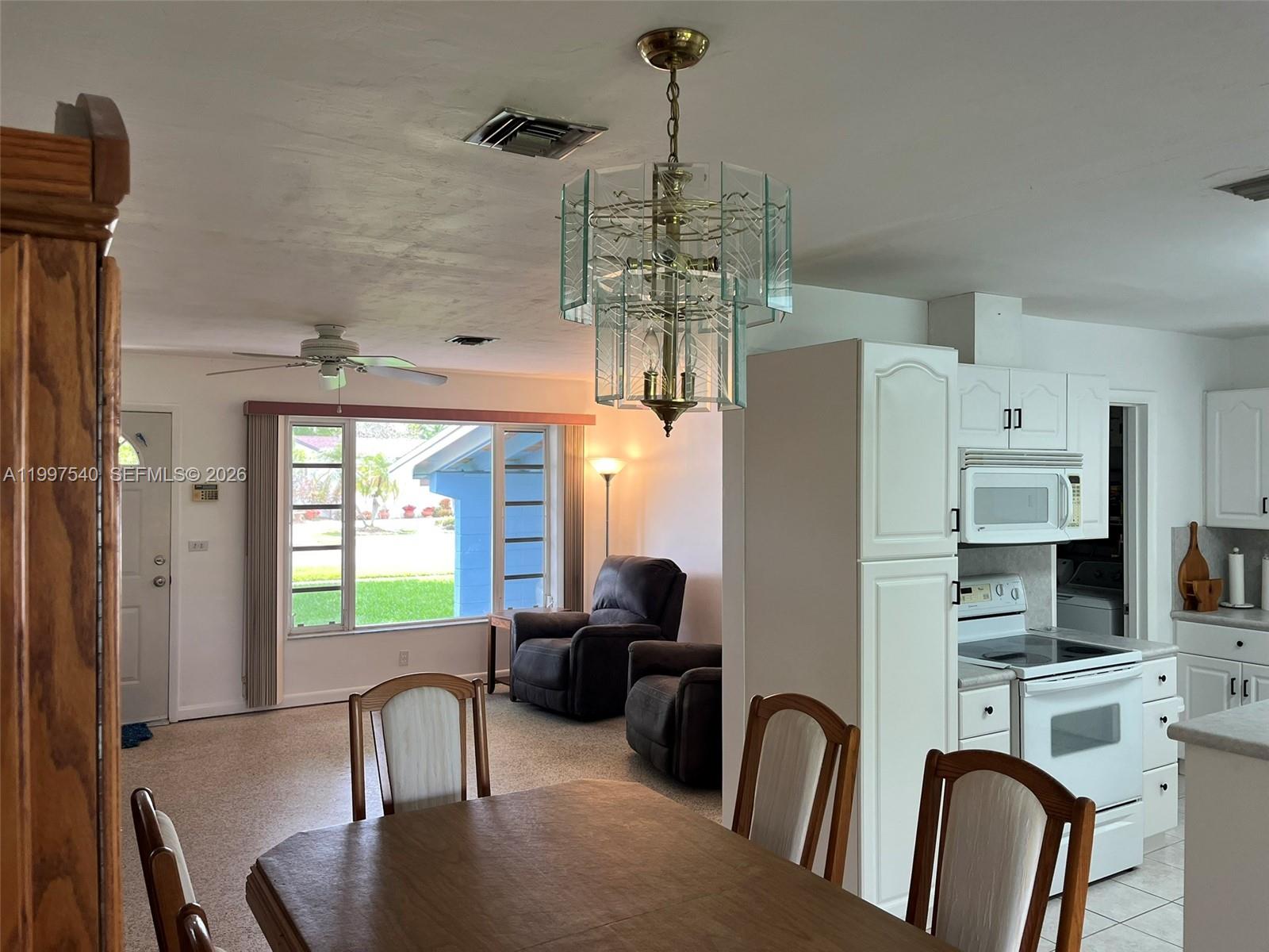 HEFTLER HOMES SUNSET PARK - Residential