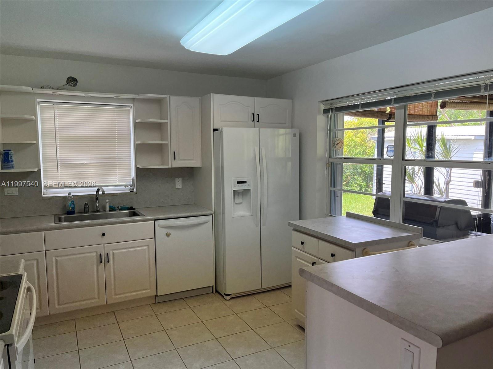 HEFTLER HOMES SUNSET PARK - Residential