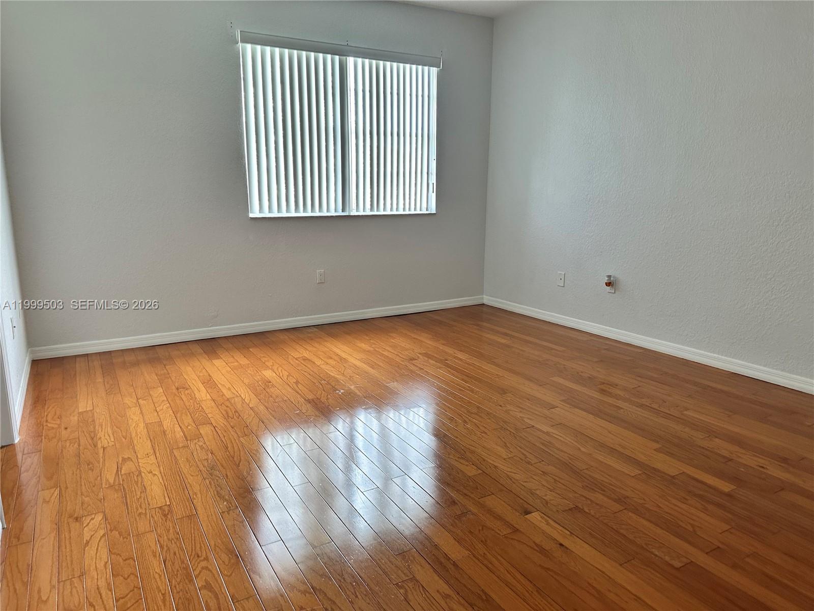 BANYAN BAY CONDO - Residential