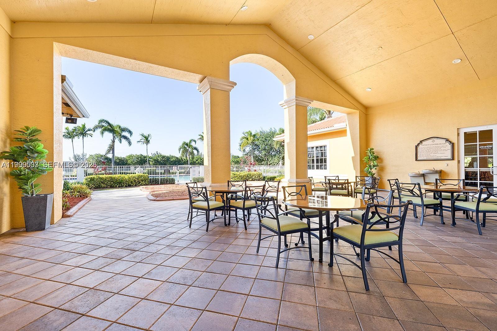 BANYAN BAY CONDO - Residential