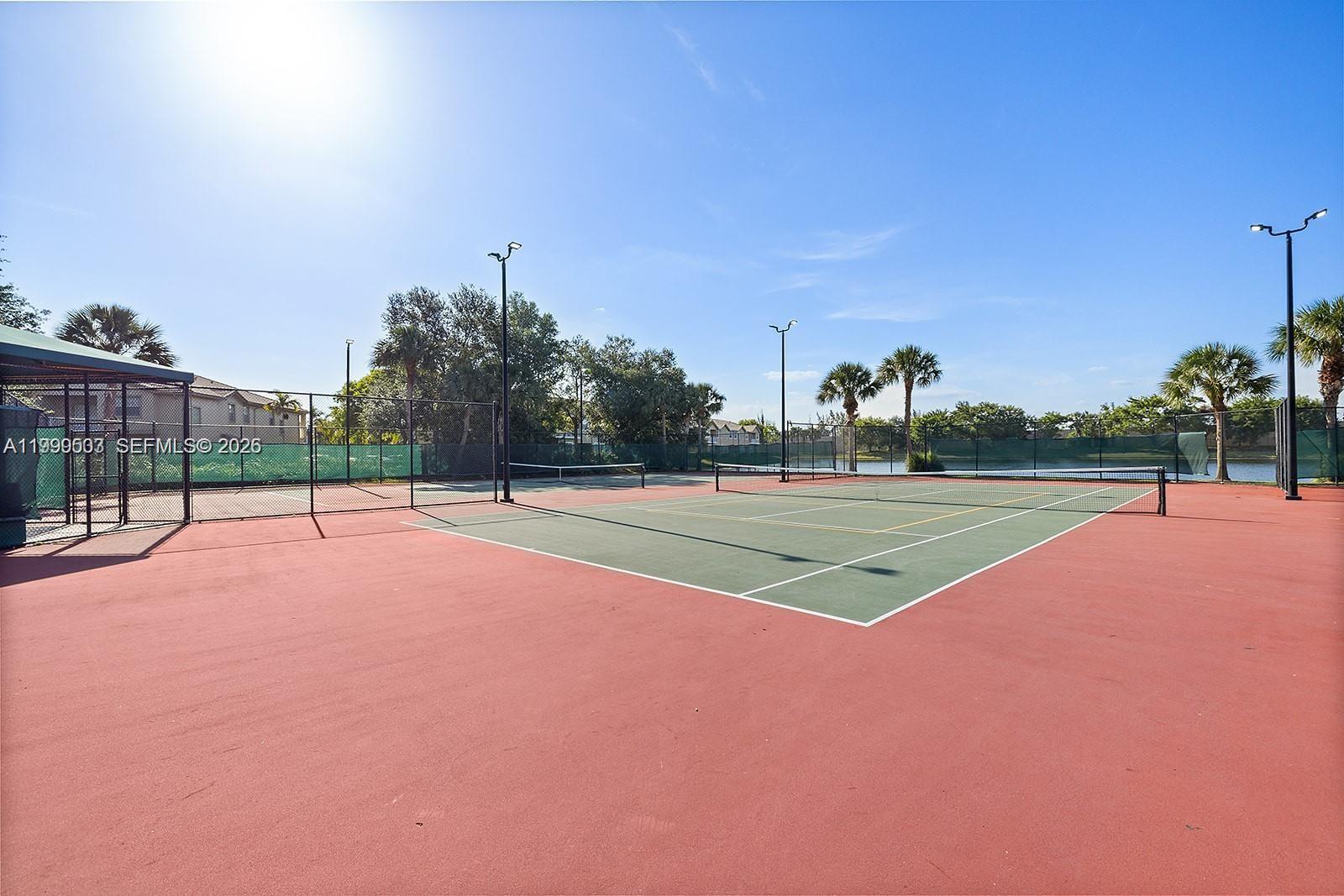 BANYAN BAY CONDO - Residential