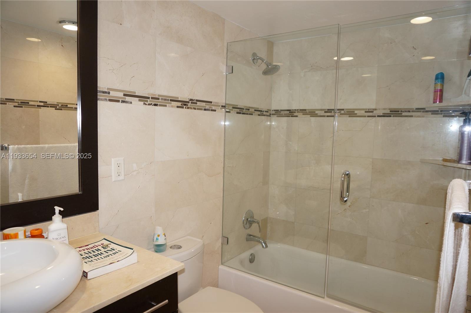 OCEANVIEW BUILDING A COND - Residential