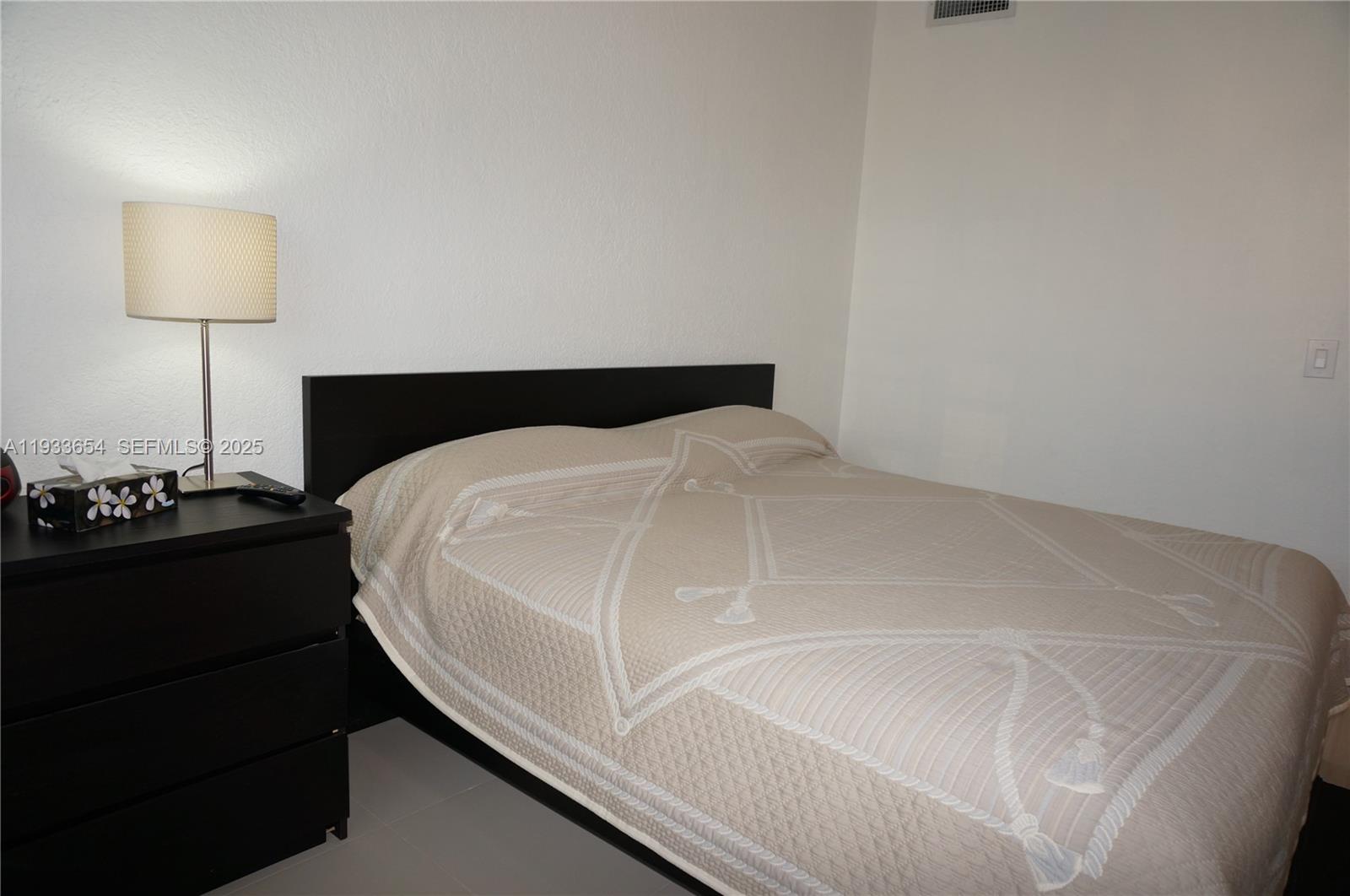 OCEANVIEW BUILDING A COND - Residential