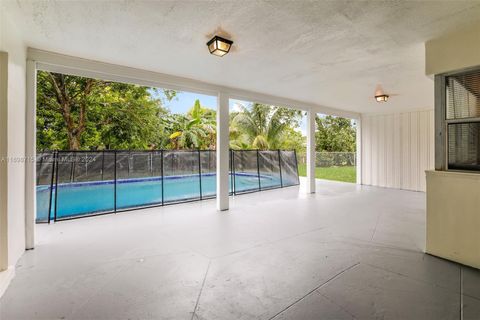 A home in Lauderdale Lakes