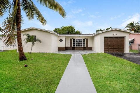 A home in Lauderdale Lakes