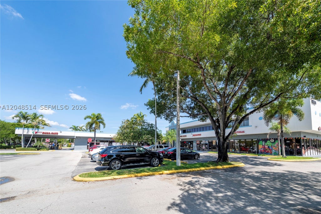 Photo of 3801 N University Dr #313, Sunrise, FL 33351 (MLS # A12048514)