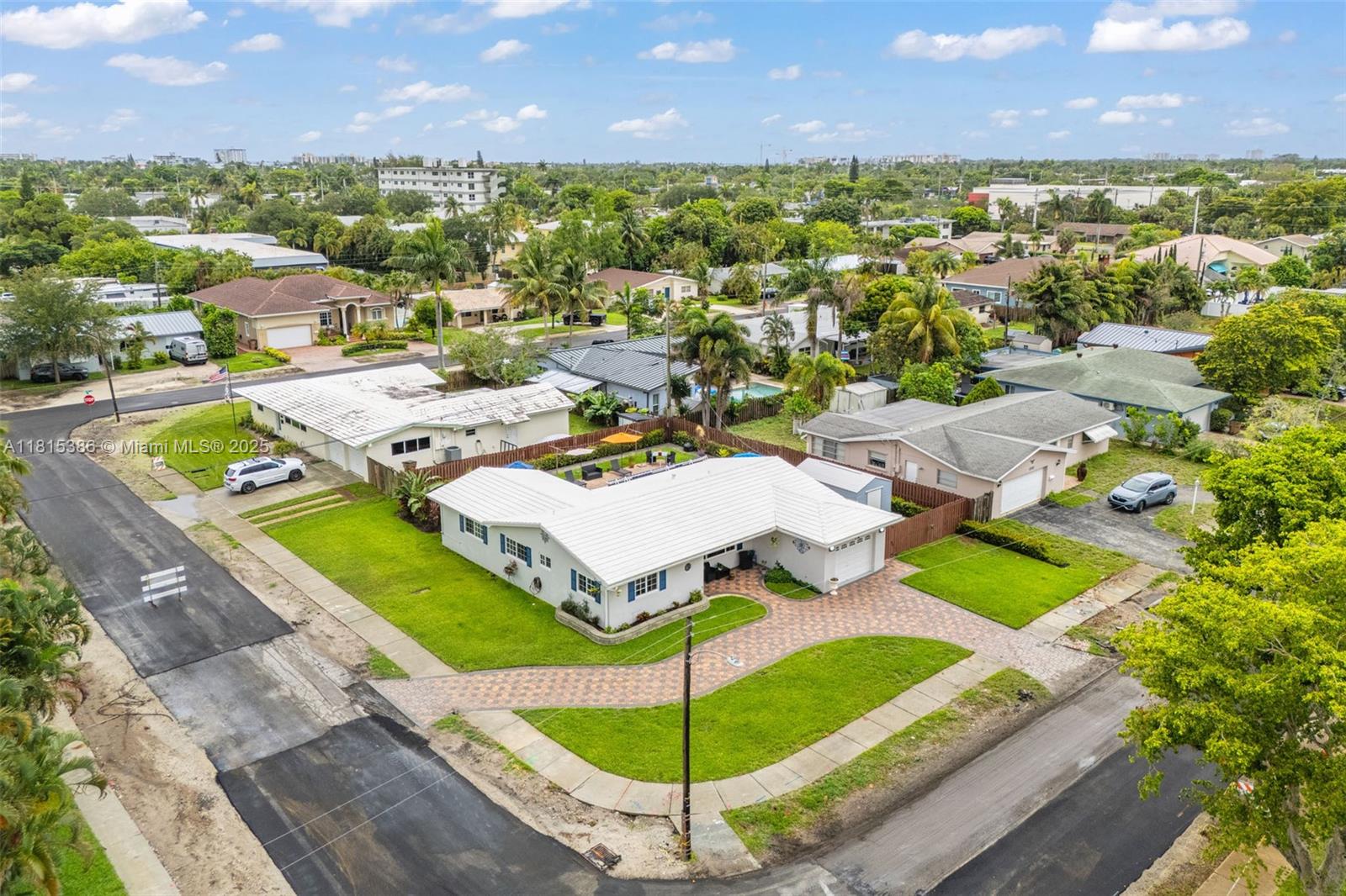 402 SE 7th Ave