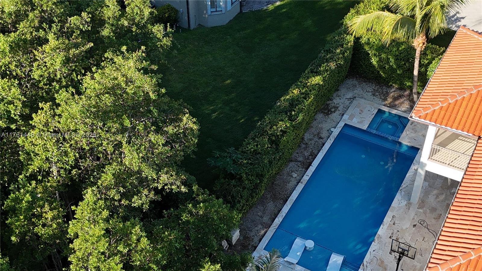 CUTLER CAY - Residential