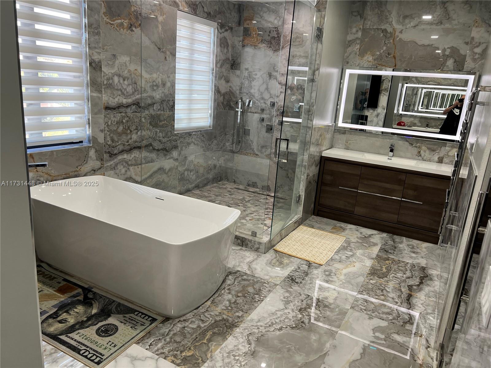 CUTLER CAY - Residential