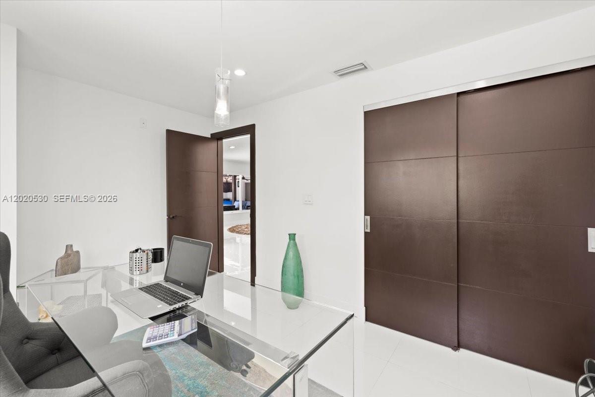 FIVE GS PLAT - Residential