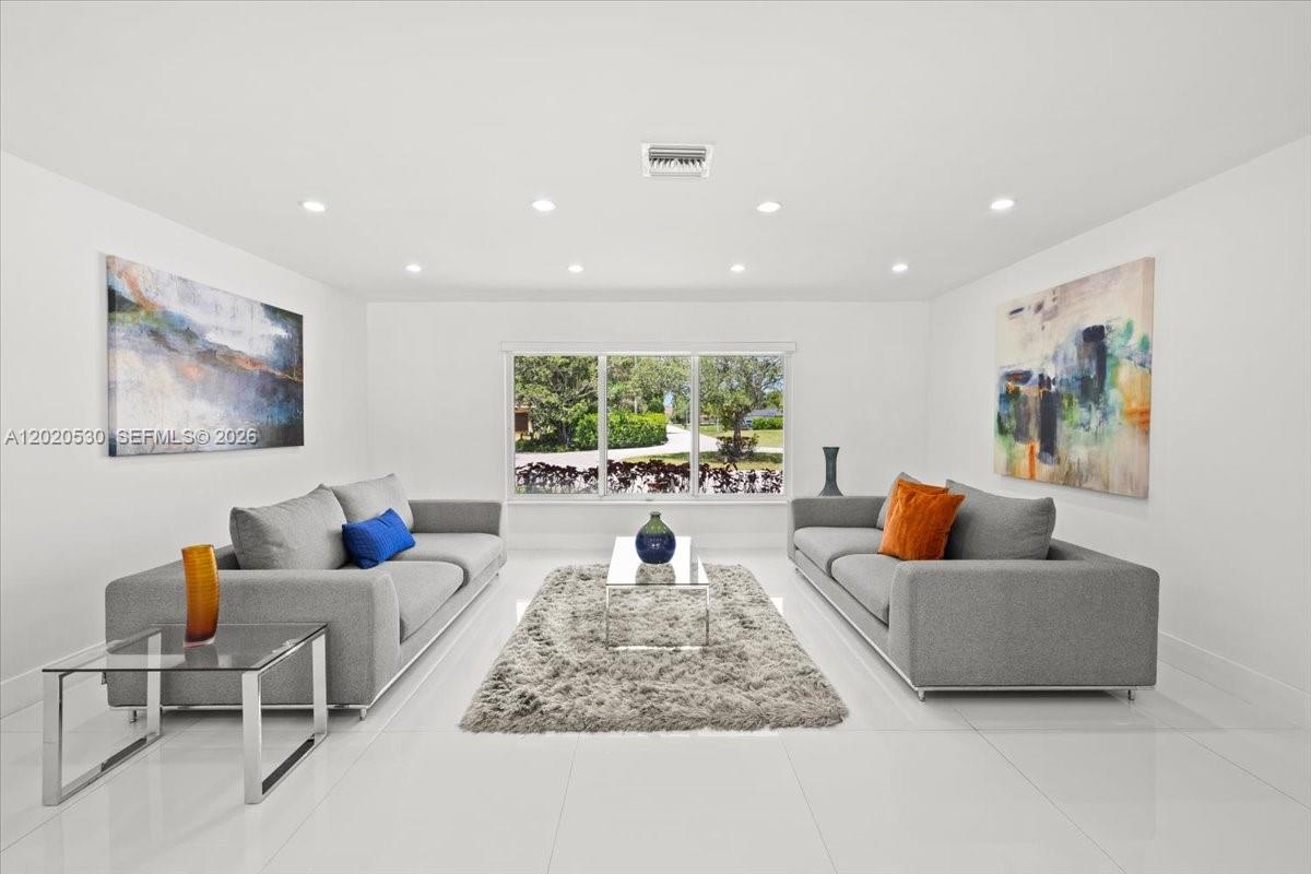 FIVE GS PLAT - Residential