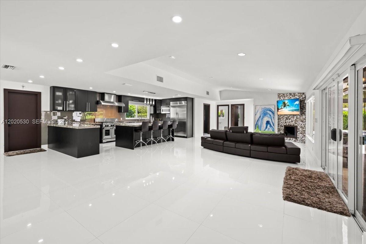 FIVE GS PLAT - Residential