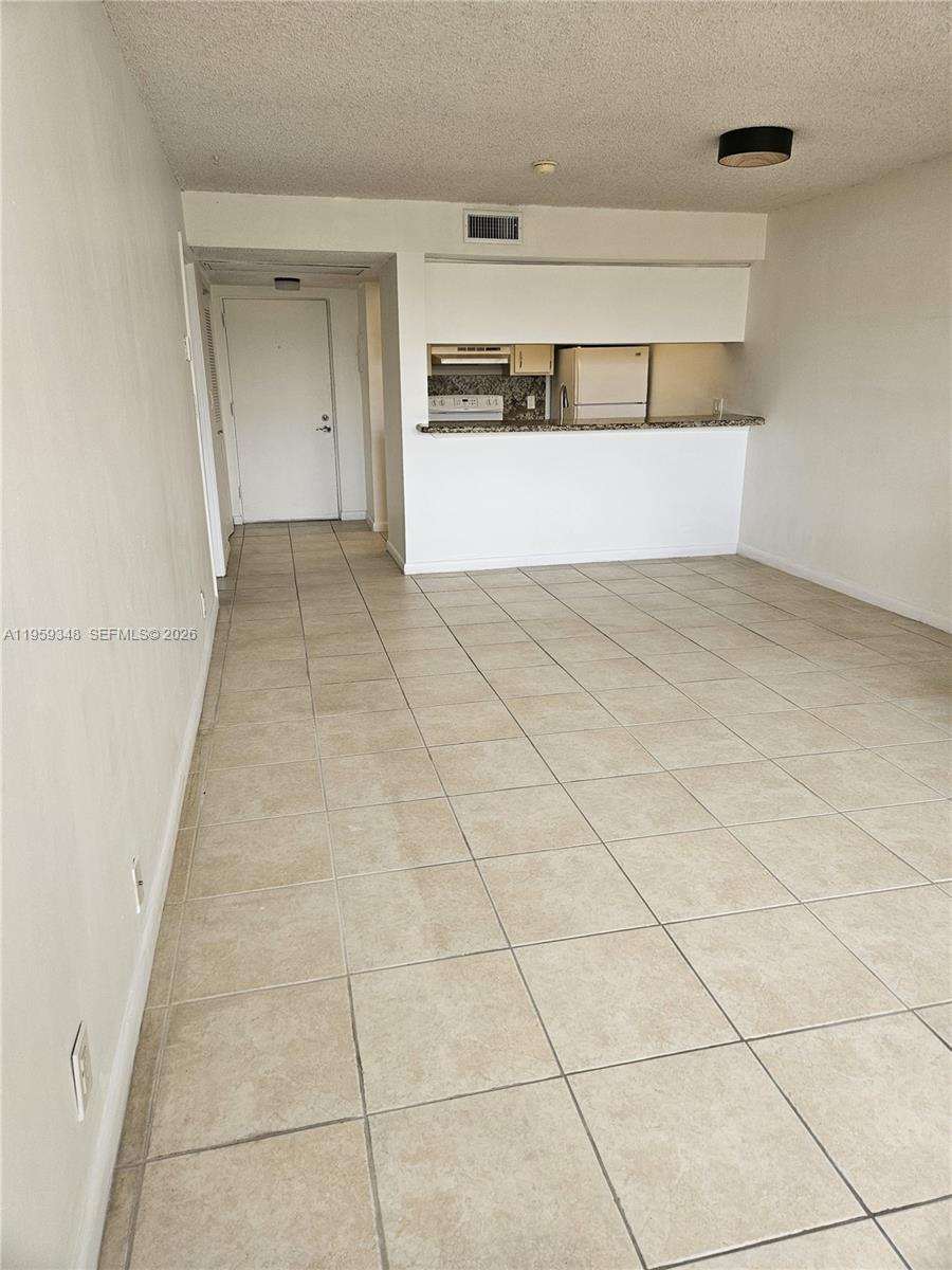 LAS VISTAS AT DORAL CONDO - Residential Lease