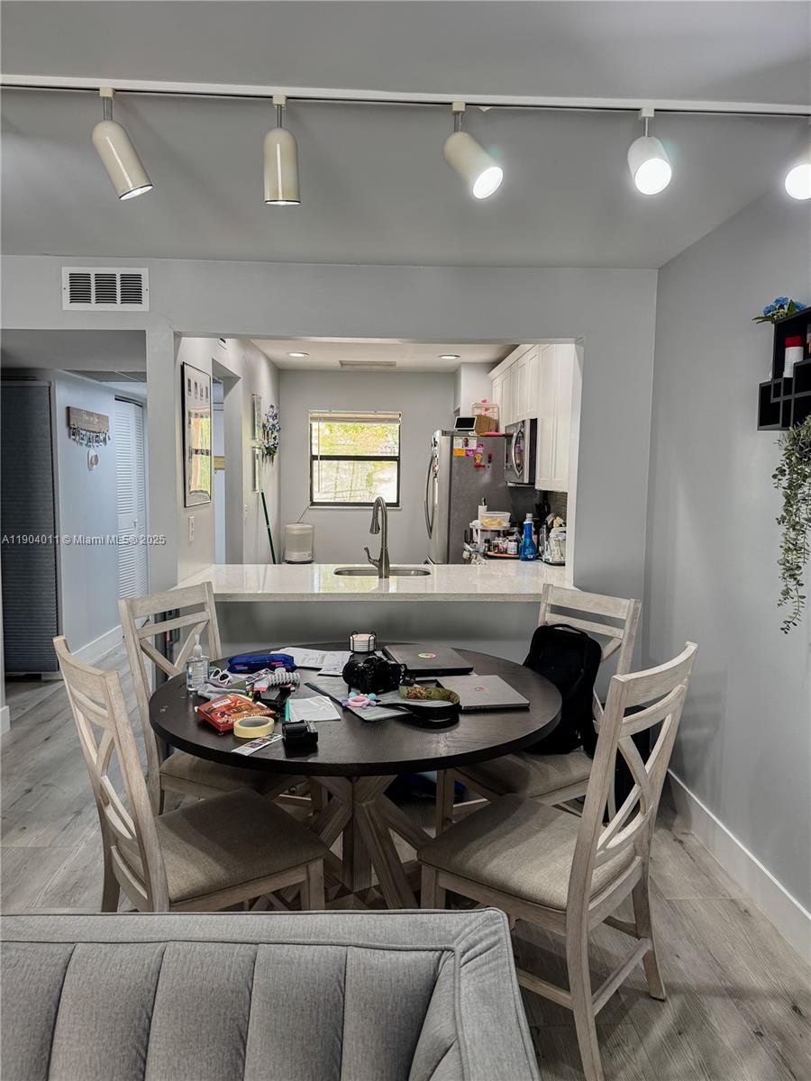 MONTEREY ONE CONDO - Residential