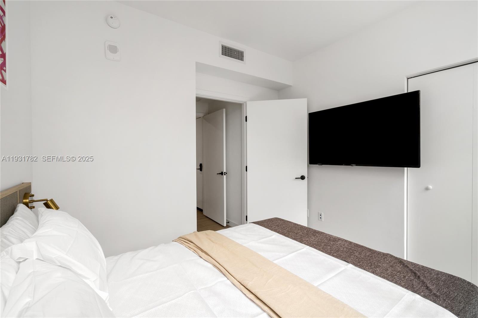 District 225 - Residential Lease