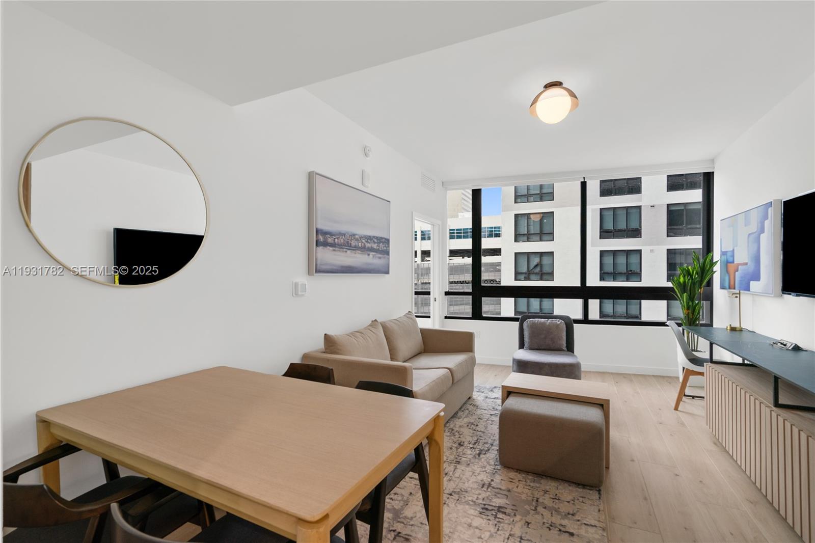 225 N Miami Ave 1012