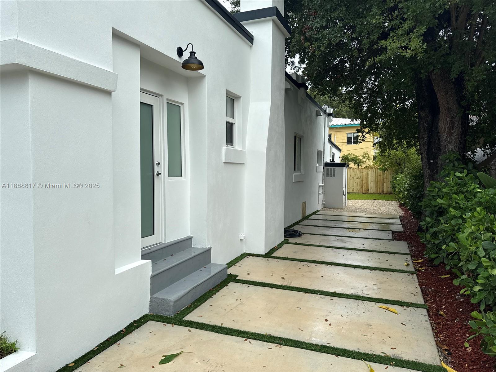 142 NW 47th Ter