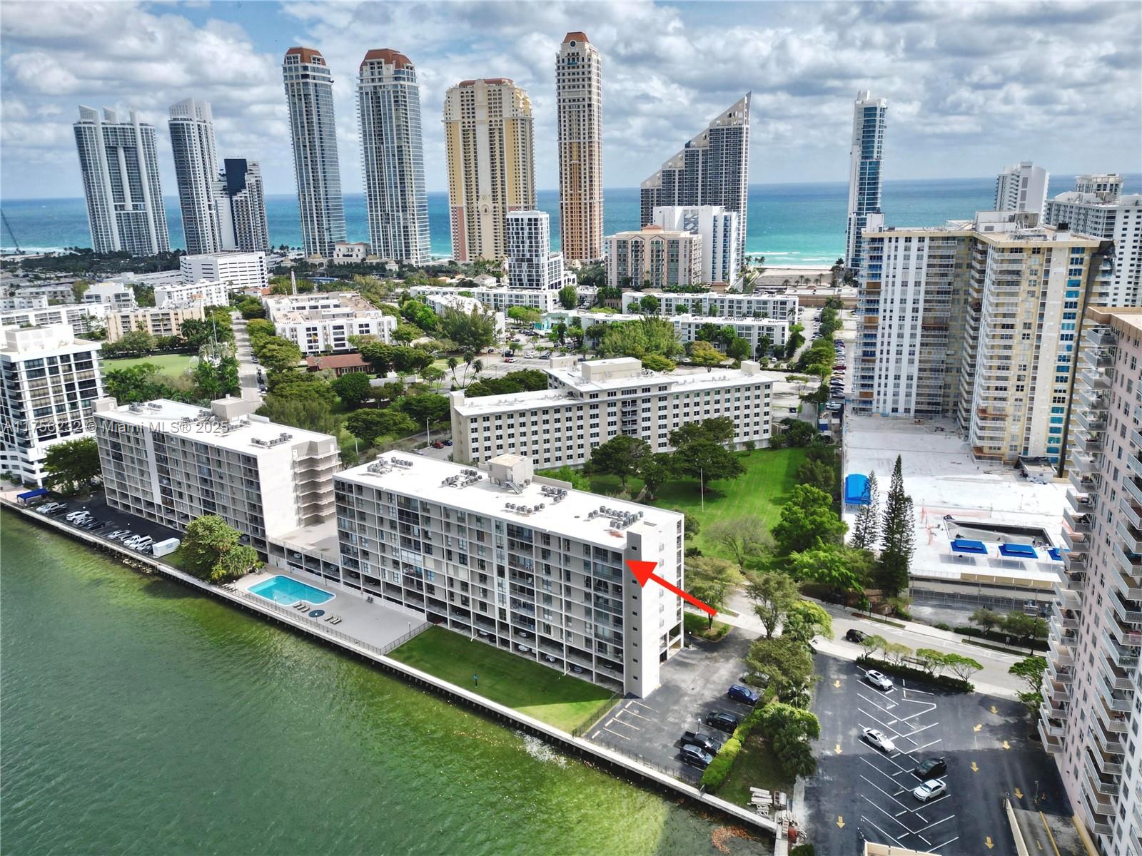 17500 N Bay Rd S907, Sunny Isles Beach, Miami-Dade County, Florida - 2 Bedrooms  
2 Bathrooms - 