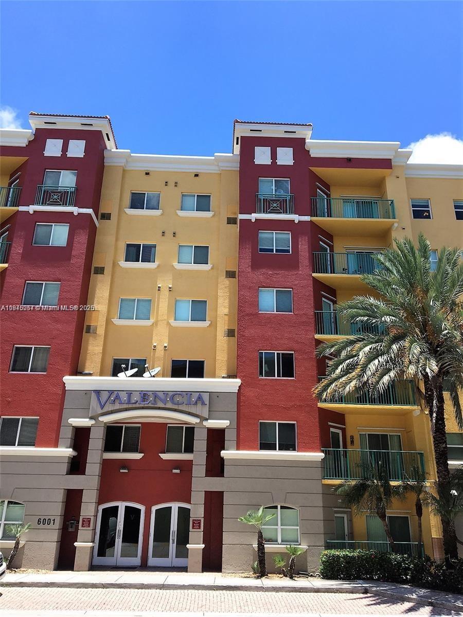 Spectacular one bedroom condo available in prestigious Valencia South Miami Condo. Totally upgraded kitchen cabinets, granite counter tops, bathroom vanity and beautiful wood floors. Unit has a washer and dryer. Amenities include gym, pool, internet cafe, garage parking and security. Controlled entry to building and garage using electronic card. Steps from Miami Metrorail and Larkin Hospital and close to University of Miami (UM).