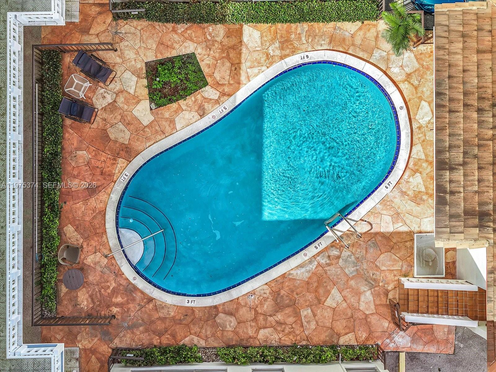 ROYAL PALM VILLAS CONDO - Residential