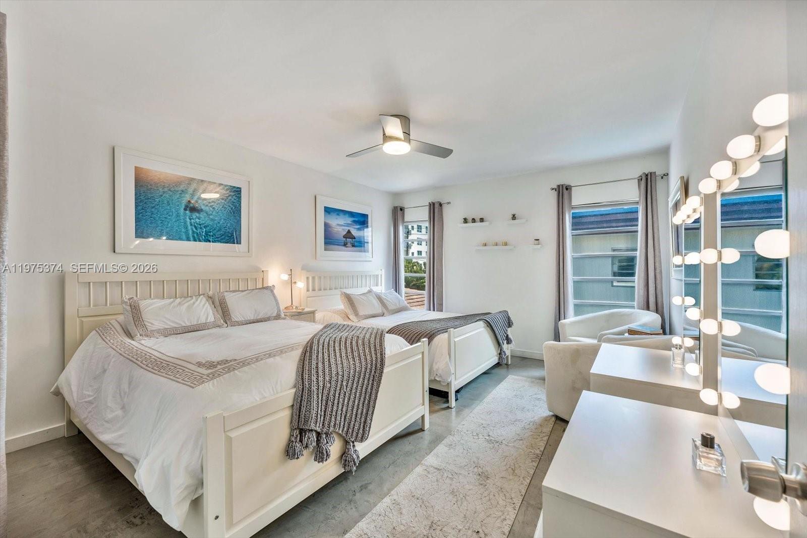 ROYAL PALM VILLAS CONDO - Residential